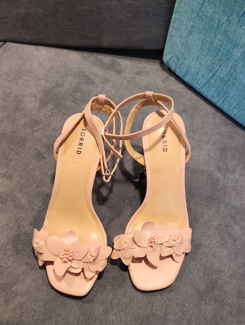 Torrid Floral Band Heel (WW) - Picture 5 of 11